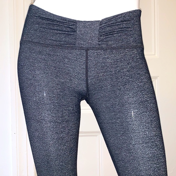Lululemon - Picture 2 of 6